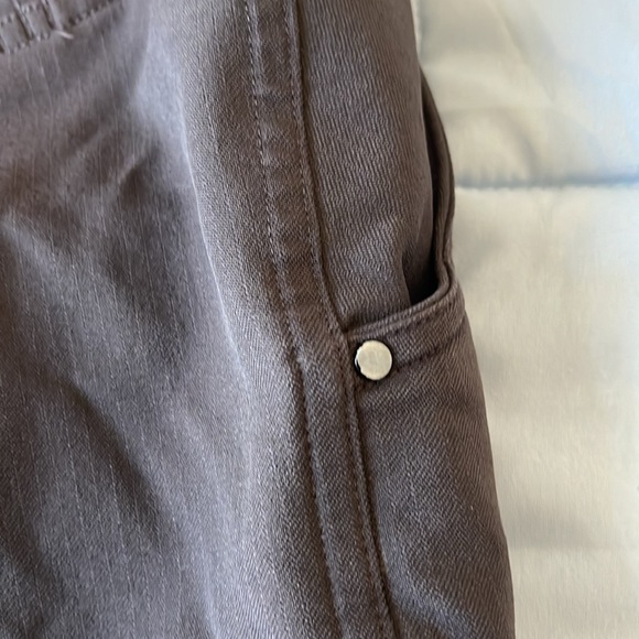 Men’s size 34 lululemon commission shorts - Picture 6 of 8